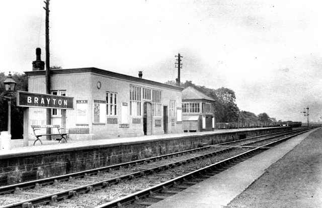 Image 2 of 11  -  2329 kB