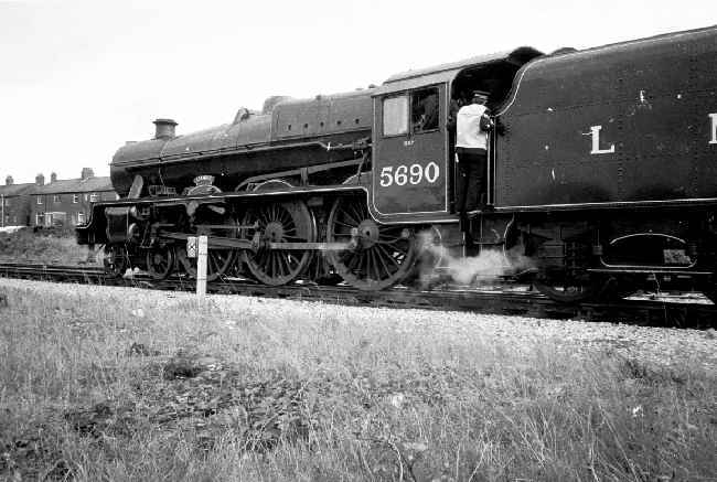 Image 5 of 6  -  34 kB