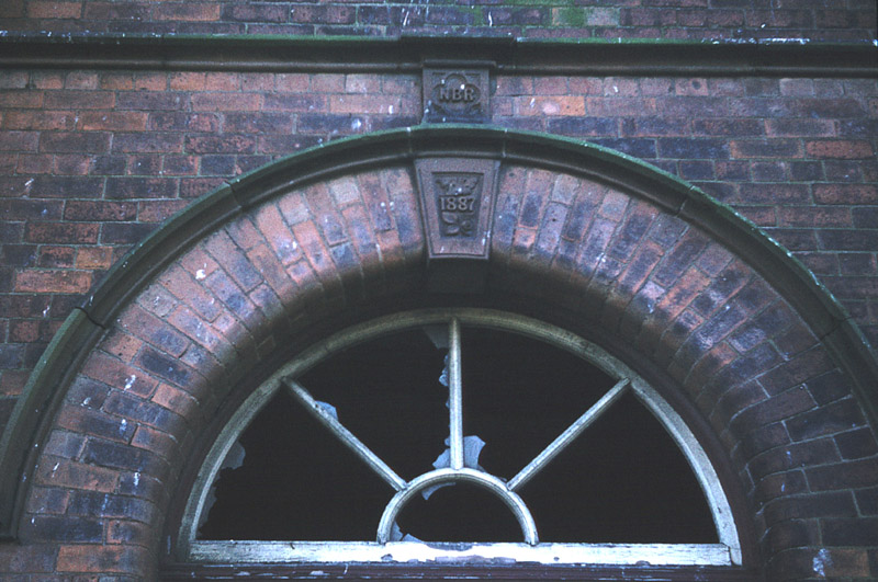 Image 1 of 8 - 155 kB